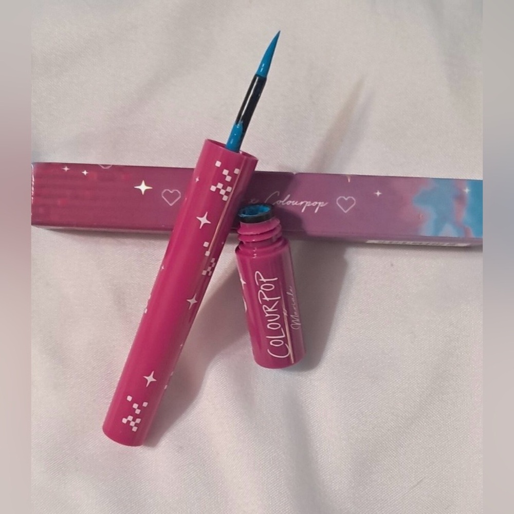 ColourPop NWT Graphic Ink Liner part of the Mariale collaboration - Next Level